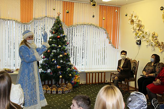 В Могилёвском городском ЦКРОиР прошёл новогодний утренник 
