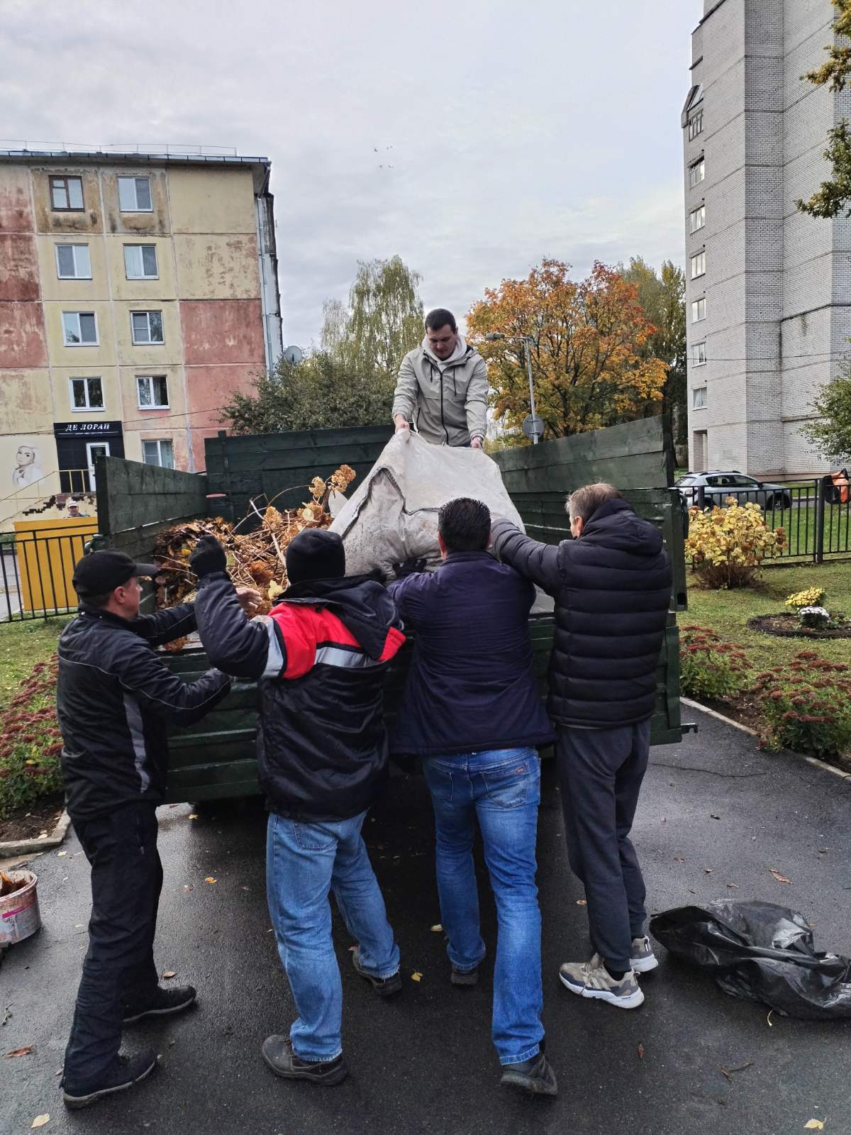 В Могилевском городском ЦКРОиР прошёл субботник