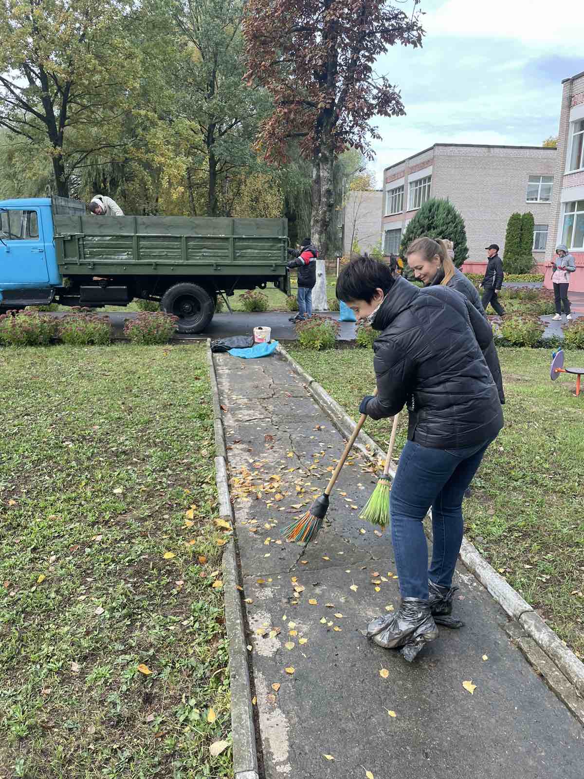 В Могилевском городском ЦКРОиР прошёл субботник