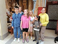 Волшебство театра и добрые сердца