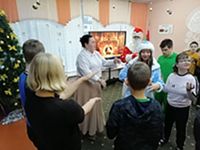 «Искра» и «Белая Русь» зажигают новогодние огни добра